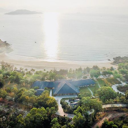 Diamond Bay Condotel Resort Nha Trang Exterior photo