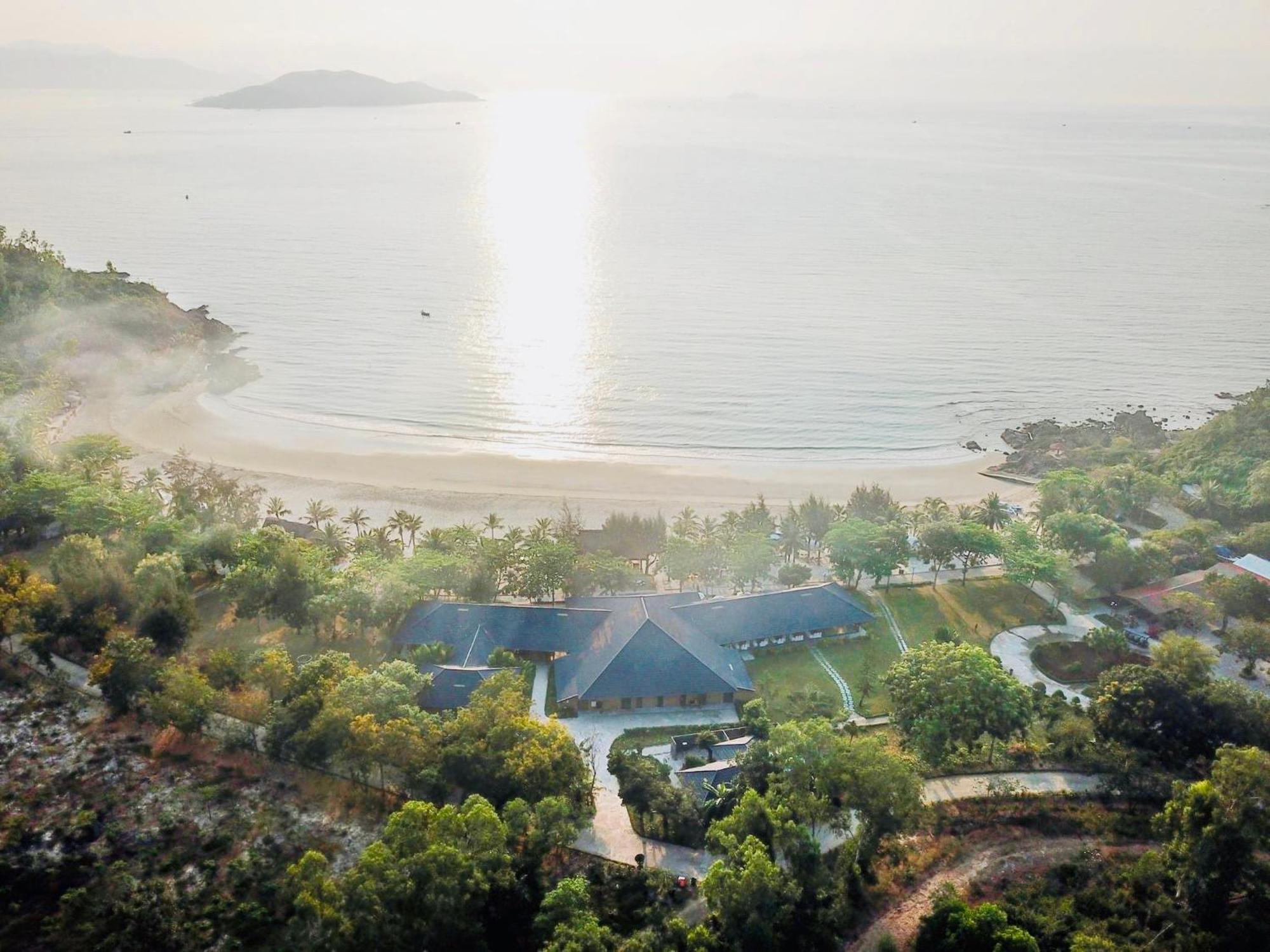 Diamond Bay Condotel Resort Nha Trang Exterior photo